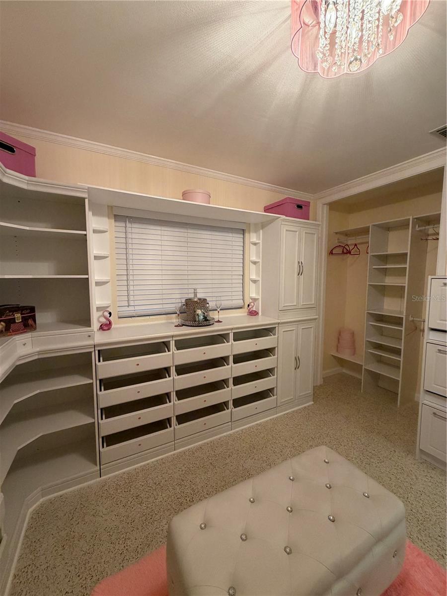 HIGHLAND ESTATES - Residential