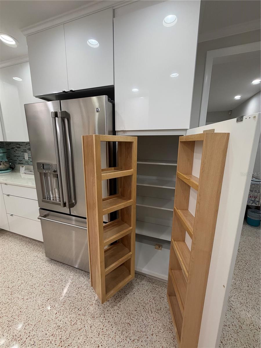 HIGHLAND ESTATES - Residential