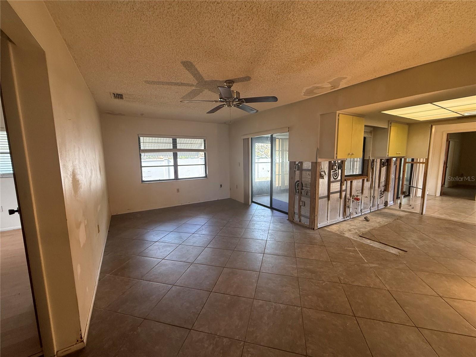 SPRINGHILL PARK/SORRENTO EAST - Residential