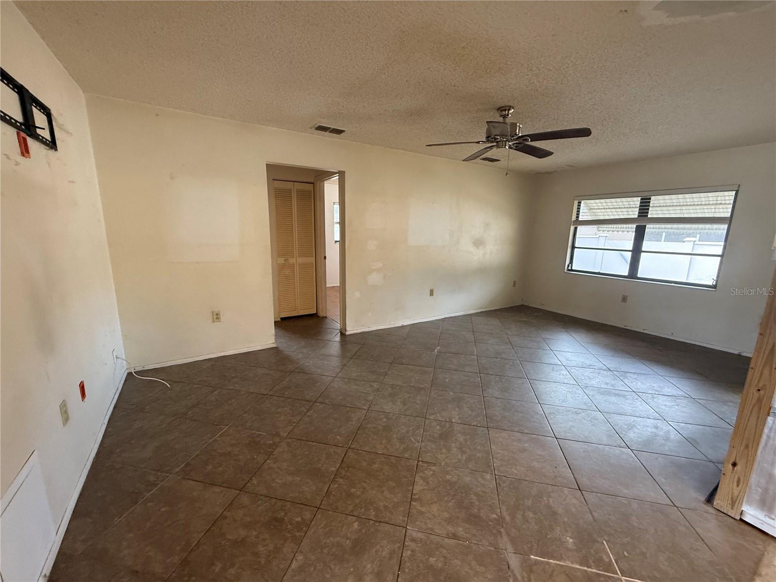 SPRINGHILL PARK/SORRENTO EAST - Residential