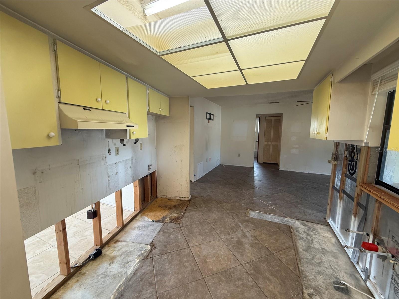 SPRINGHILL PARK/SORRENTO EAST - Residential