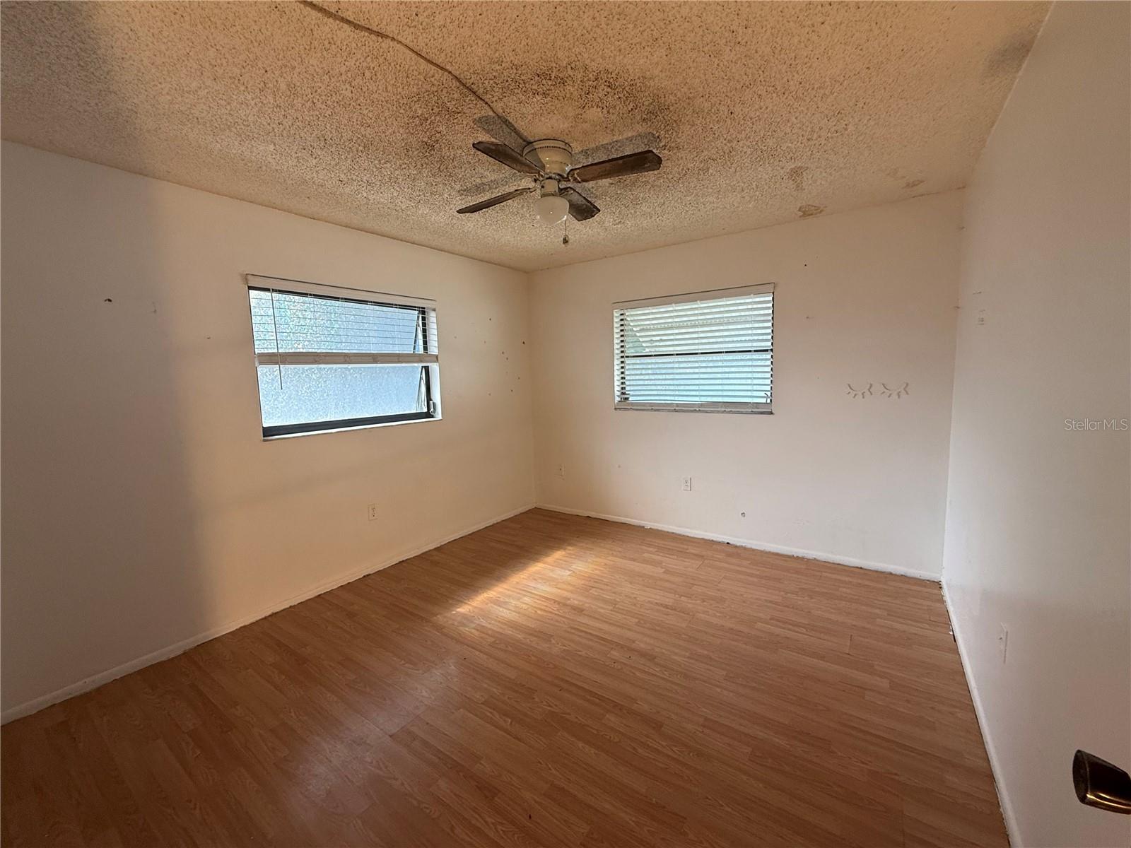 SPRINGHILL PARK/SORRENTO EAST - Residential