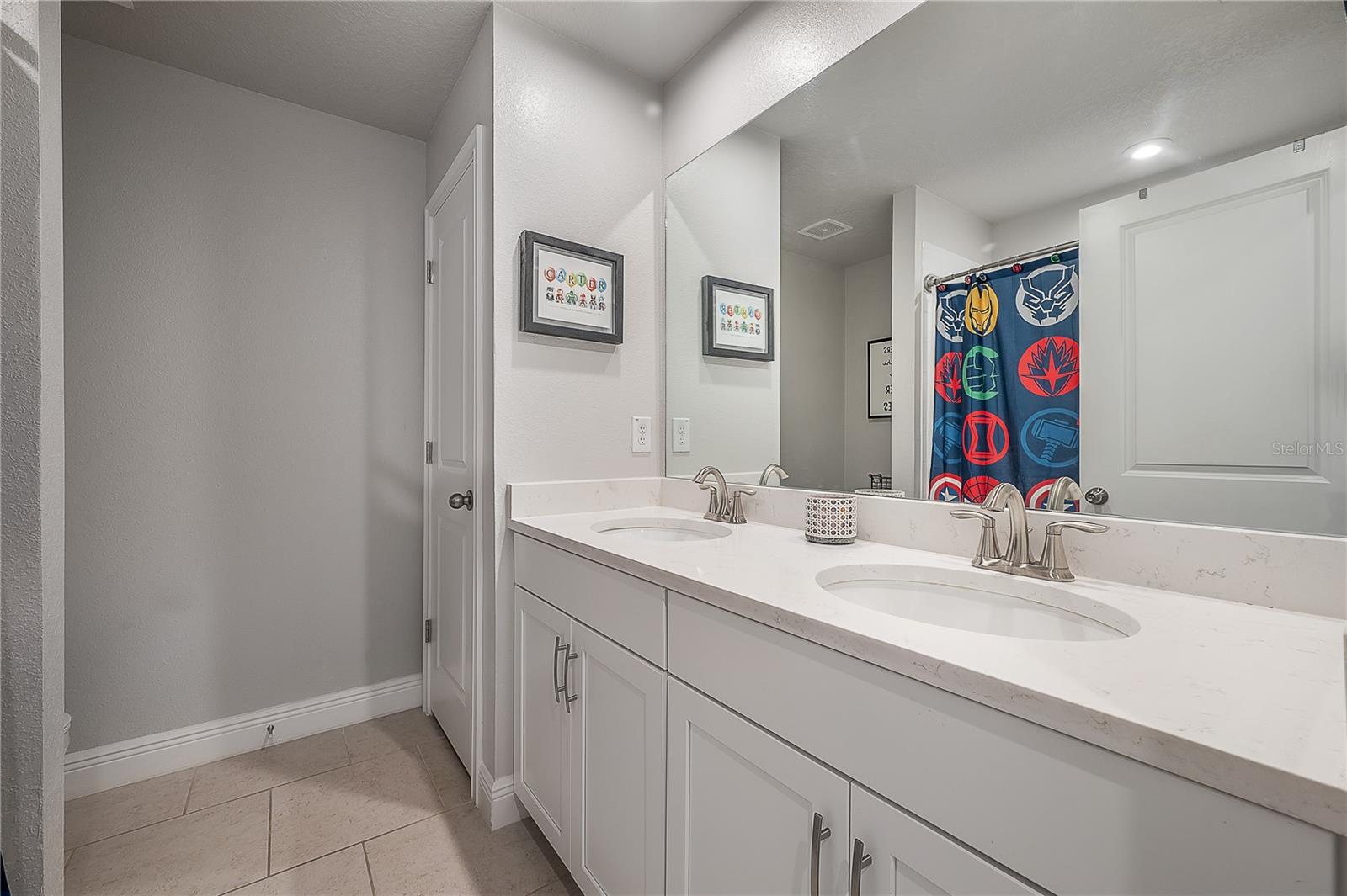 AVEA POINTE - Residential