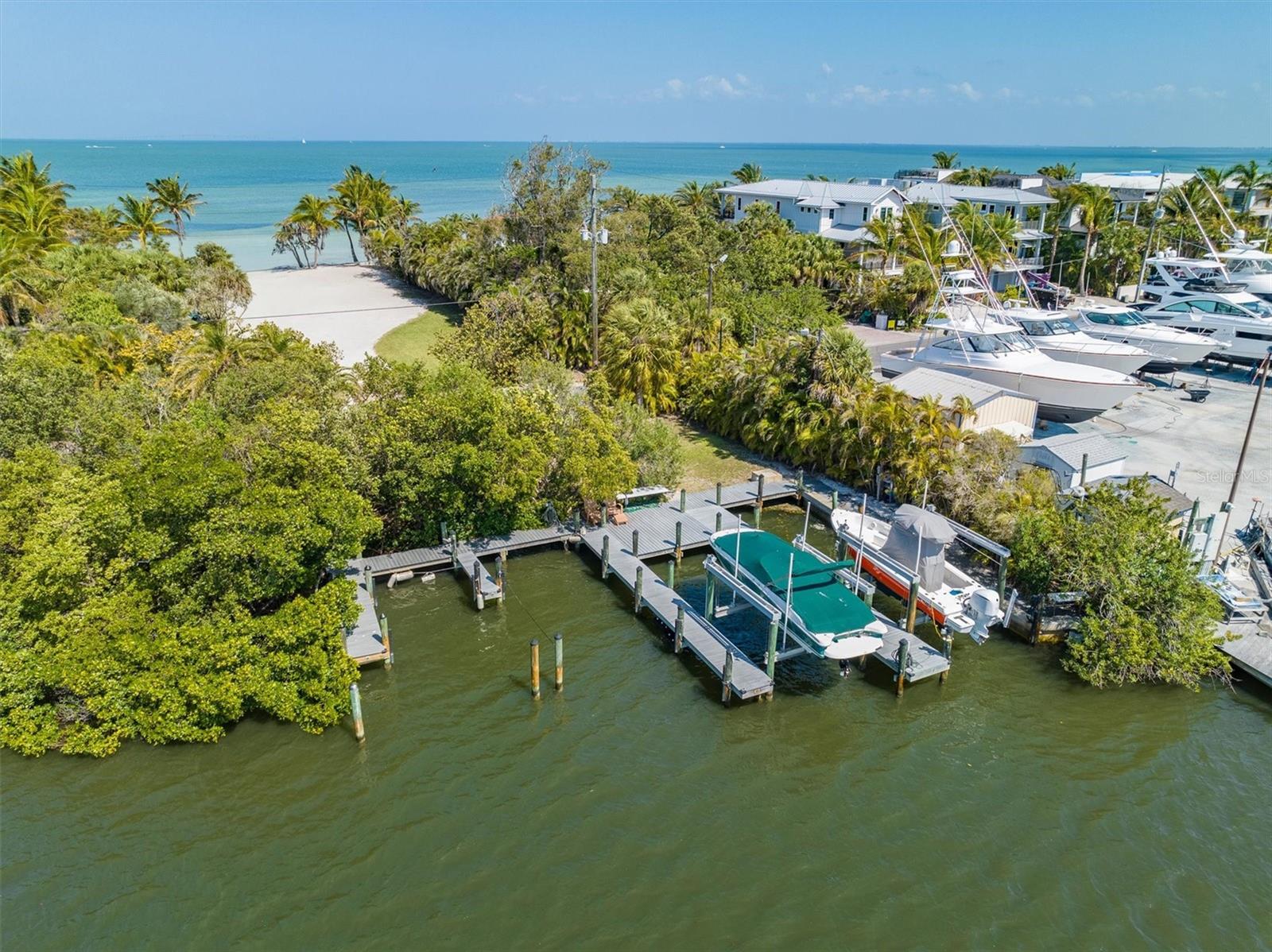 826 S BAY BOULEVARD A