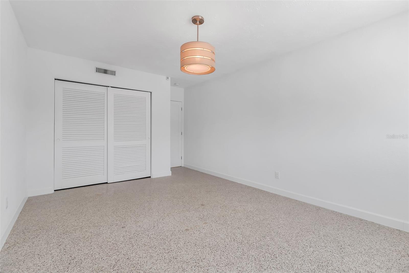 SAINT ARMANDS DIV - Residential