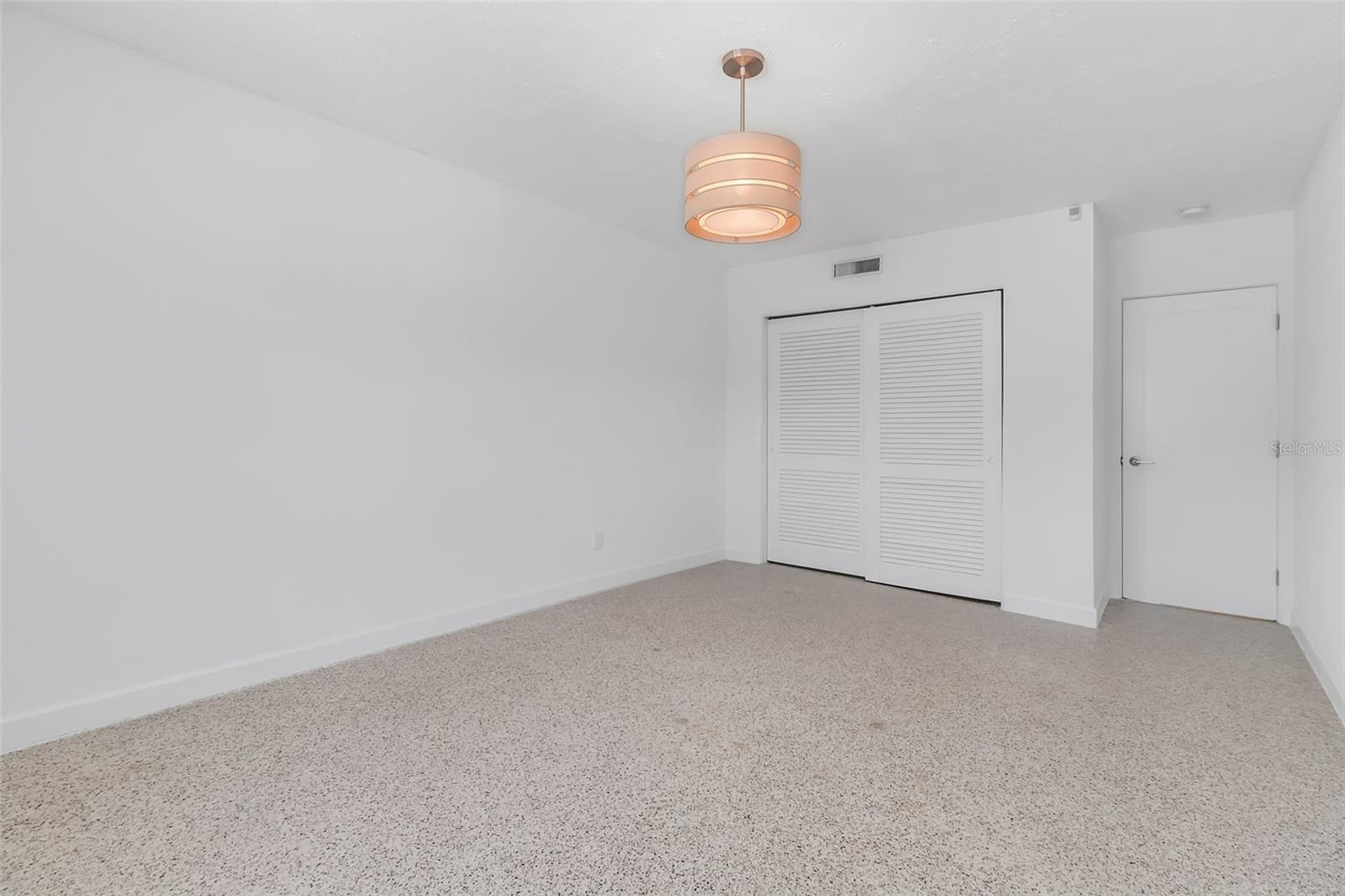 SAINT ARMANDS DIV - Residential