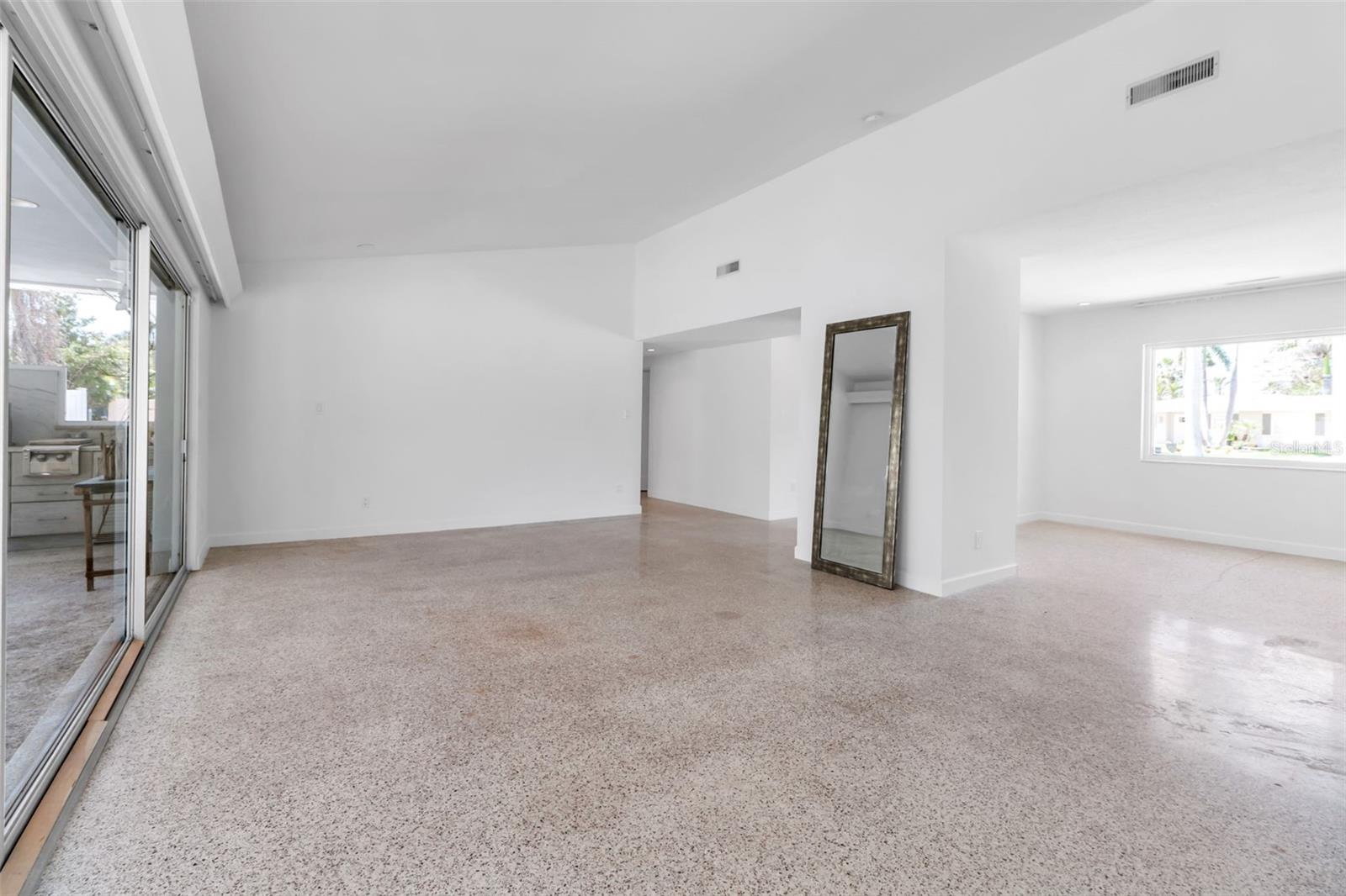 SAINT ARMANDS DIV - Residential