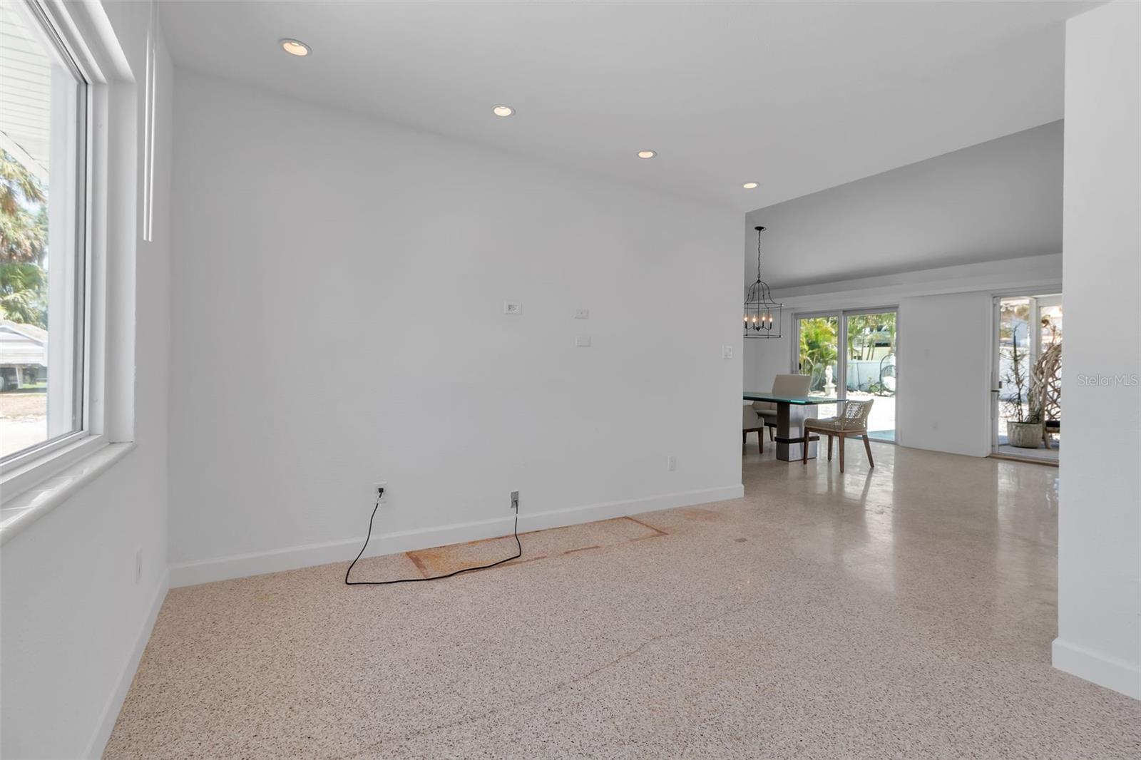 SAINT ARMANDS DIV - Residential