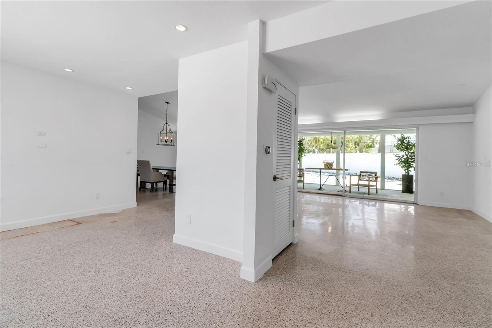 SAINT ARMANDS DIV - Residential