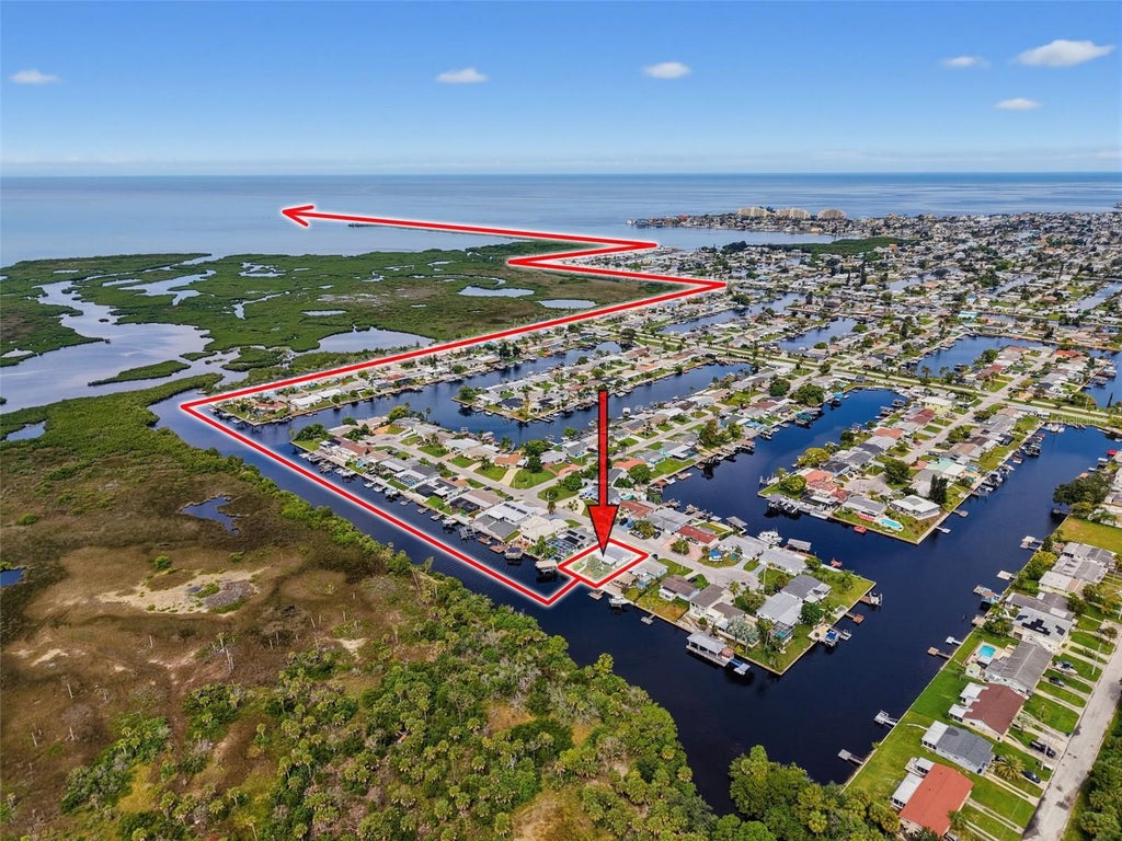 Photo of 6618 Leeside Isle, Hudson, FL 34667 (MLS # W7889903)