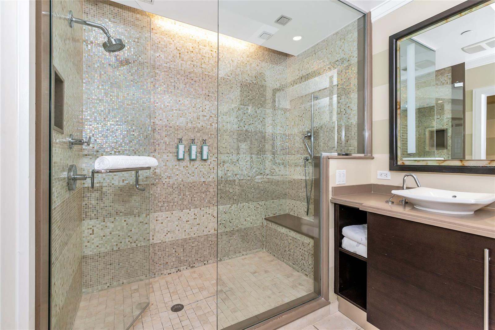 RESIDENCES ON SIESTA KEY BEACH, HYATT RESIDENCES - Residential