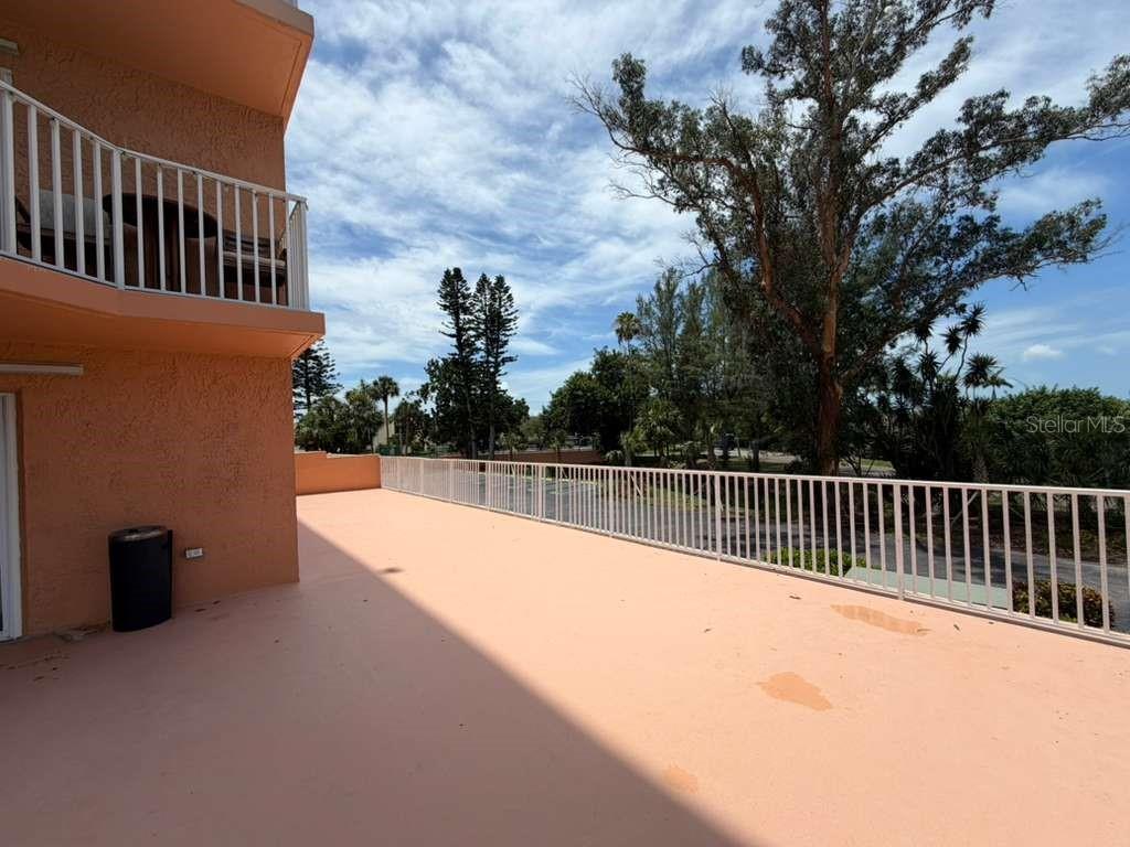 SOUTH BAY CONDO - Residential