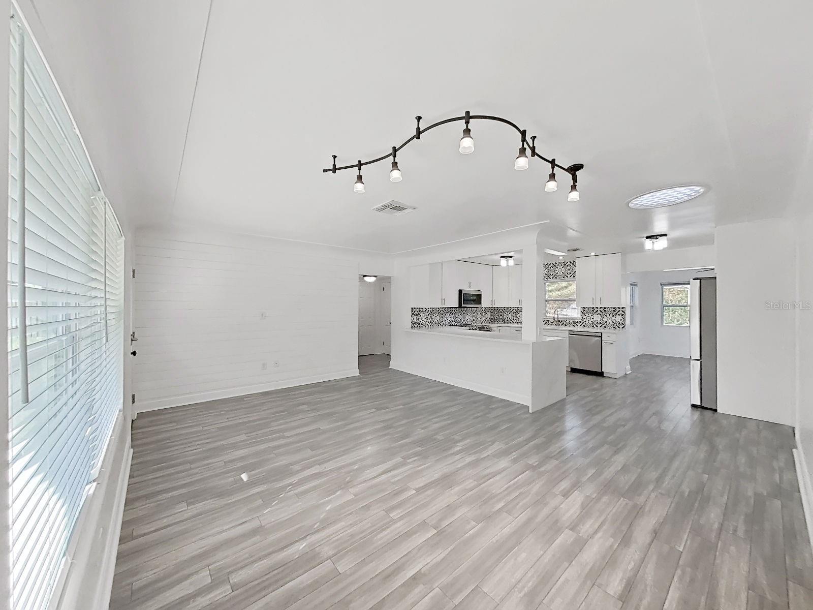 CARLTON TERRACE - Residential