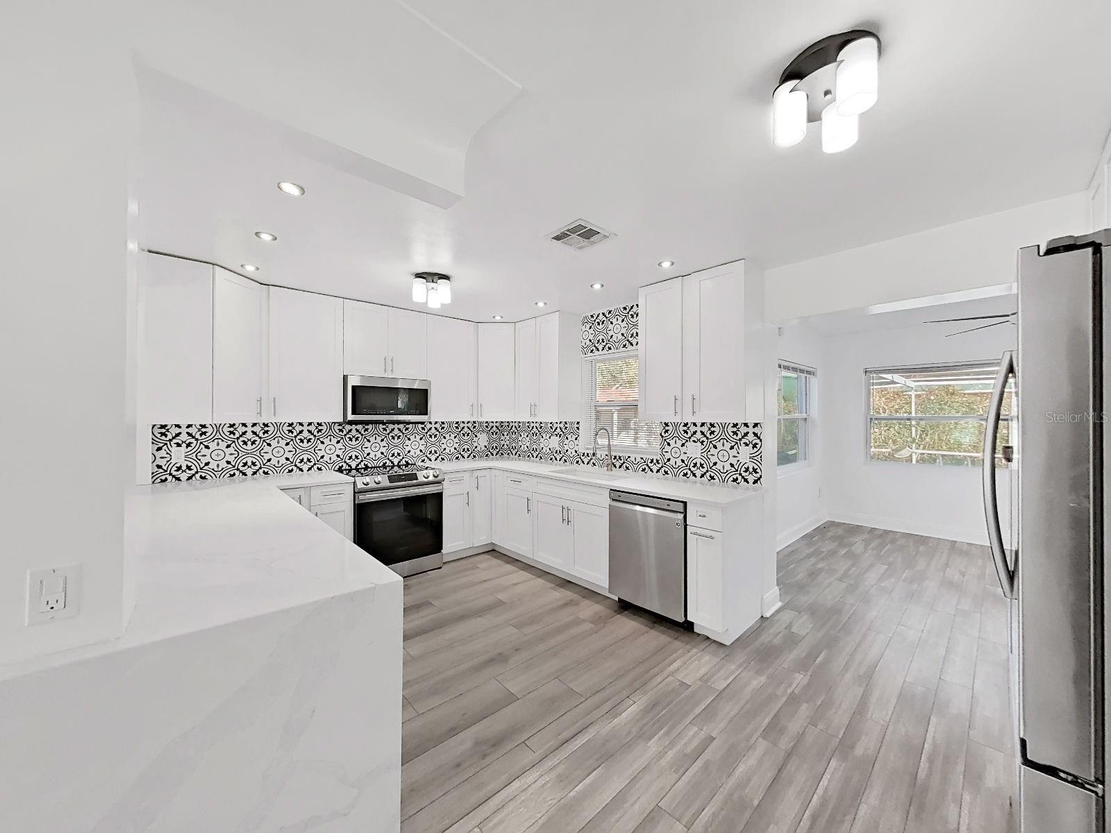 CARLTON TERRACE - Residential