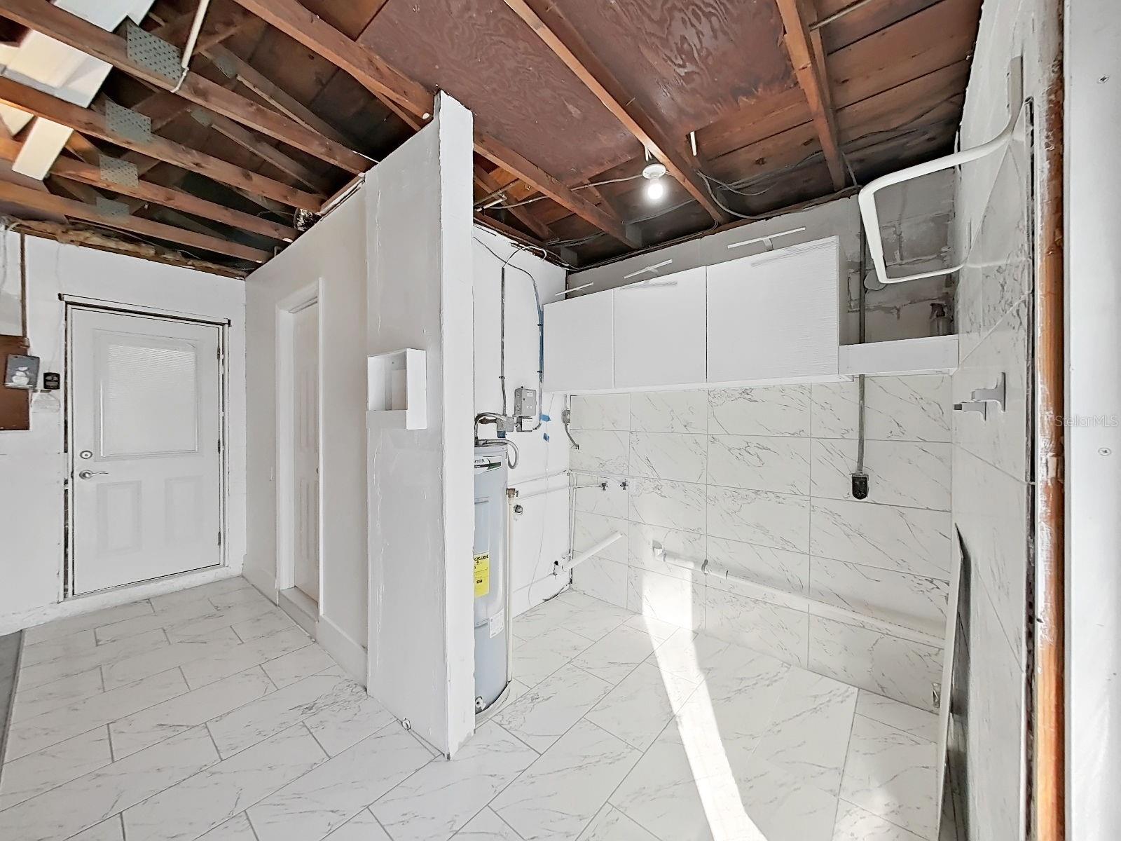 CARLTON TERRACE - Residential