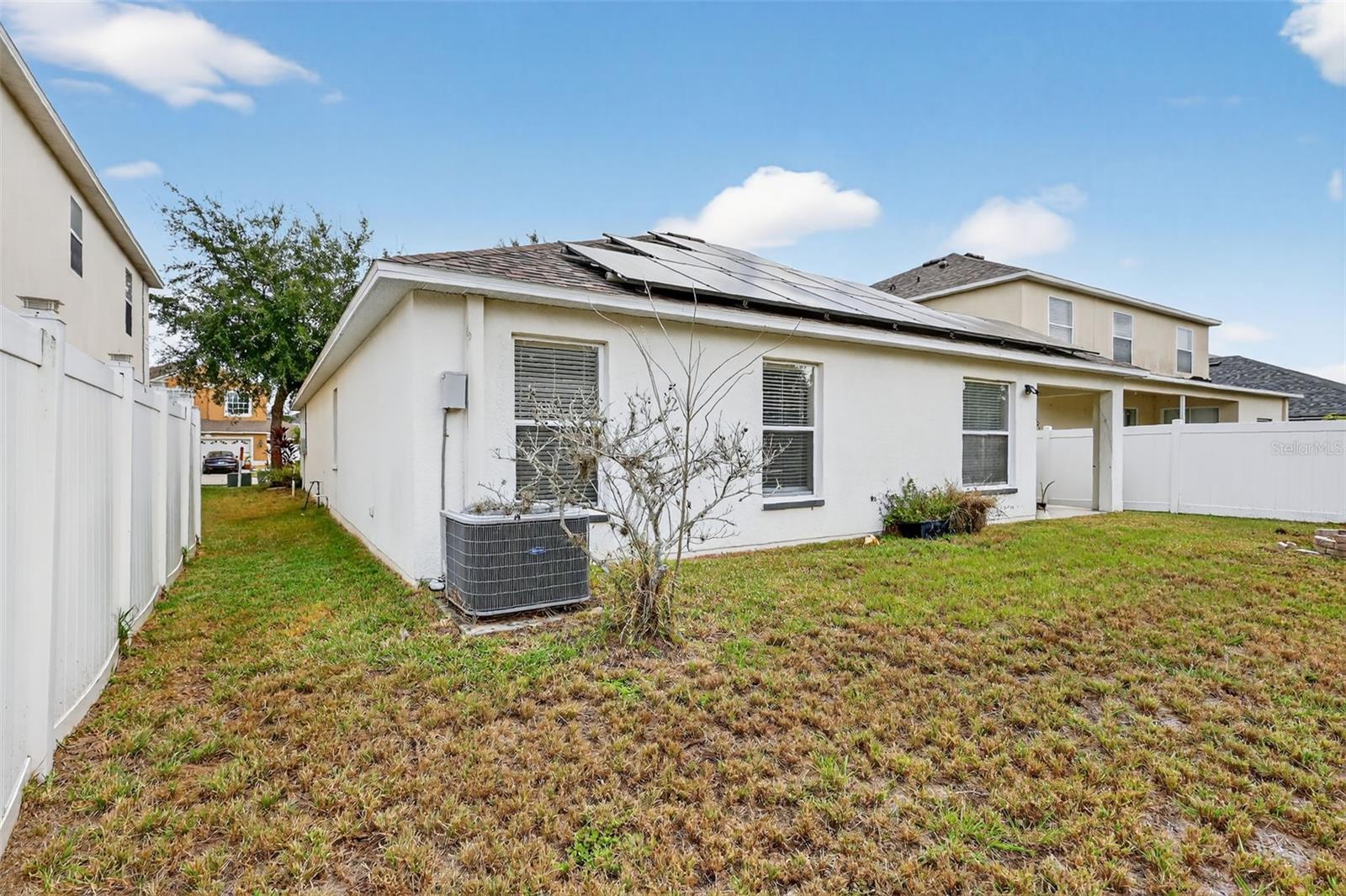 SUMMERFIELD VILLG 1 TRCT 18 - Residential