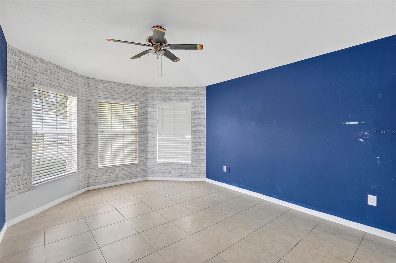 SUMMERFIELD VILLG 1 TRCT 18 - Residential