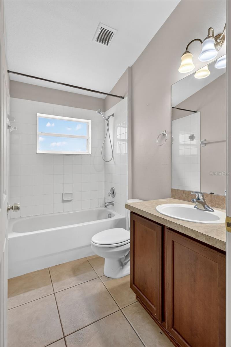 SUMMERFIELD VILLG 1 TRCT 18 - Residential