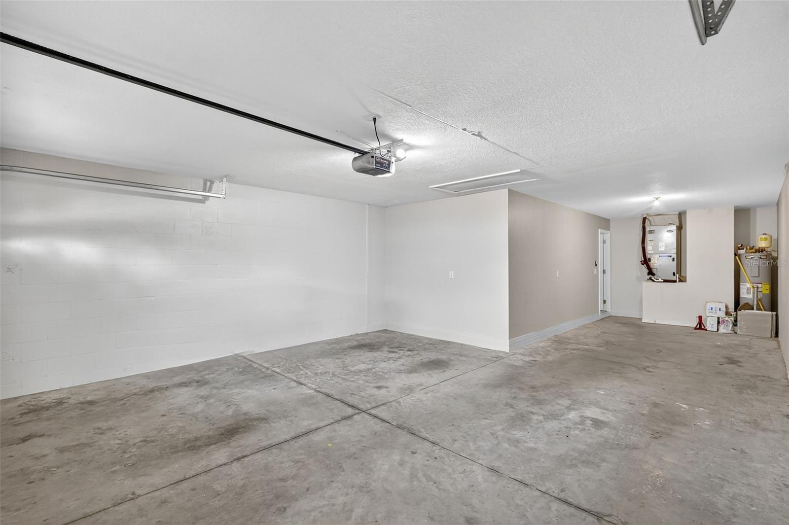 SUMMERFIELD VILLG 1 TRCT 18 - Residential