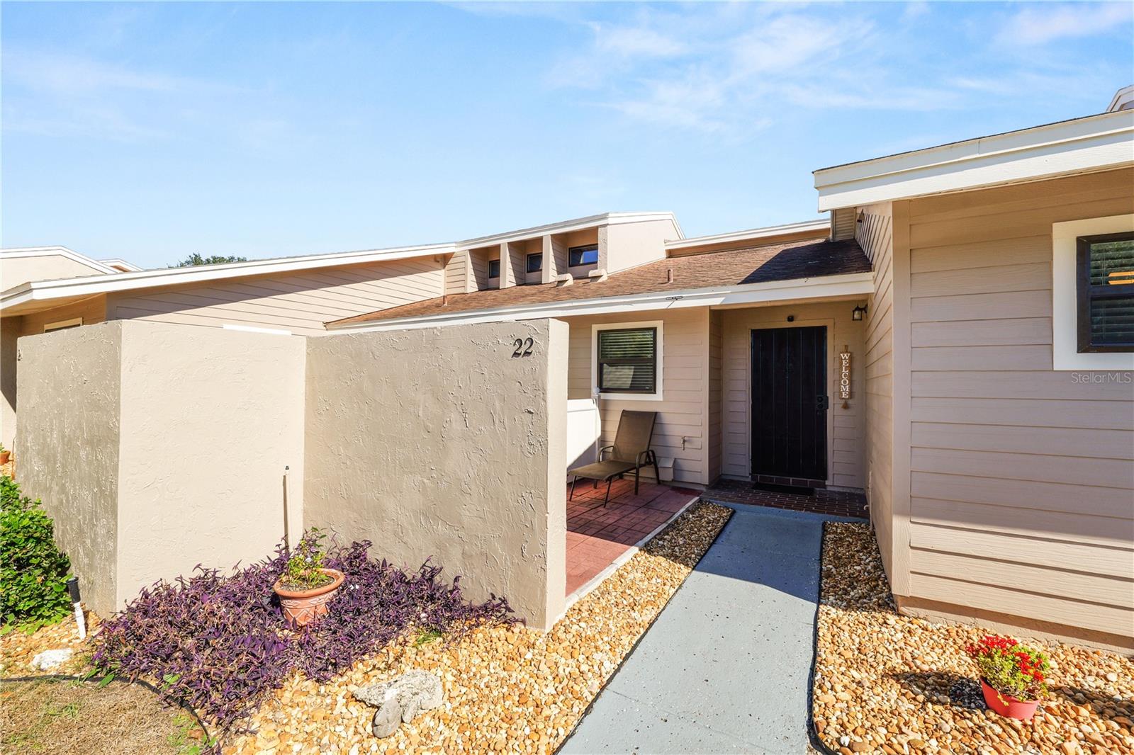 5225 IMPERIAL LAKES BOULEVARD 22