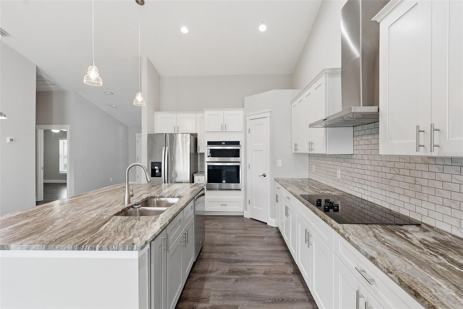 SPRING HILL - Residential