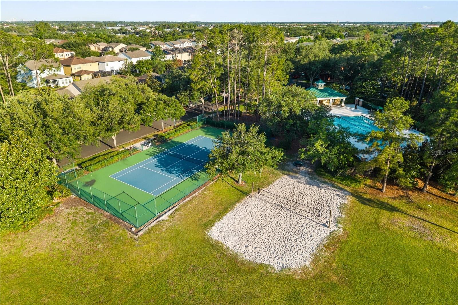 LAKES WINDERMERE PH 01 49 108 - Residential