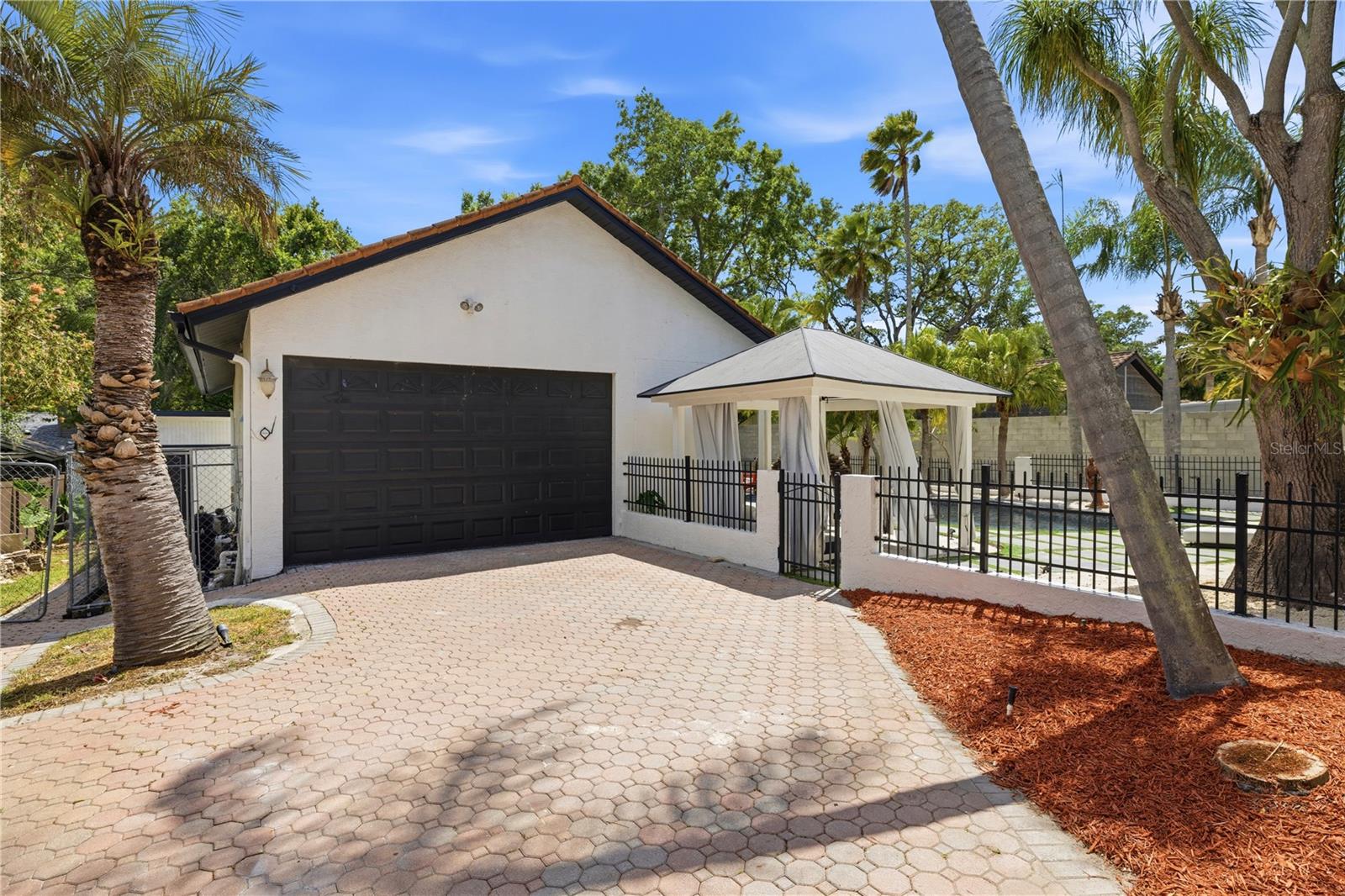 RESERVE THE - Residential