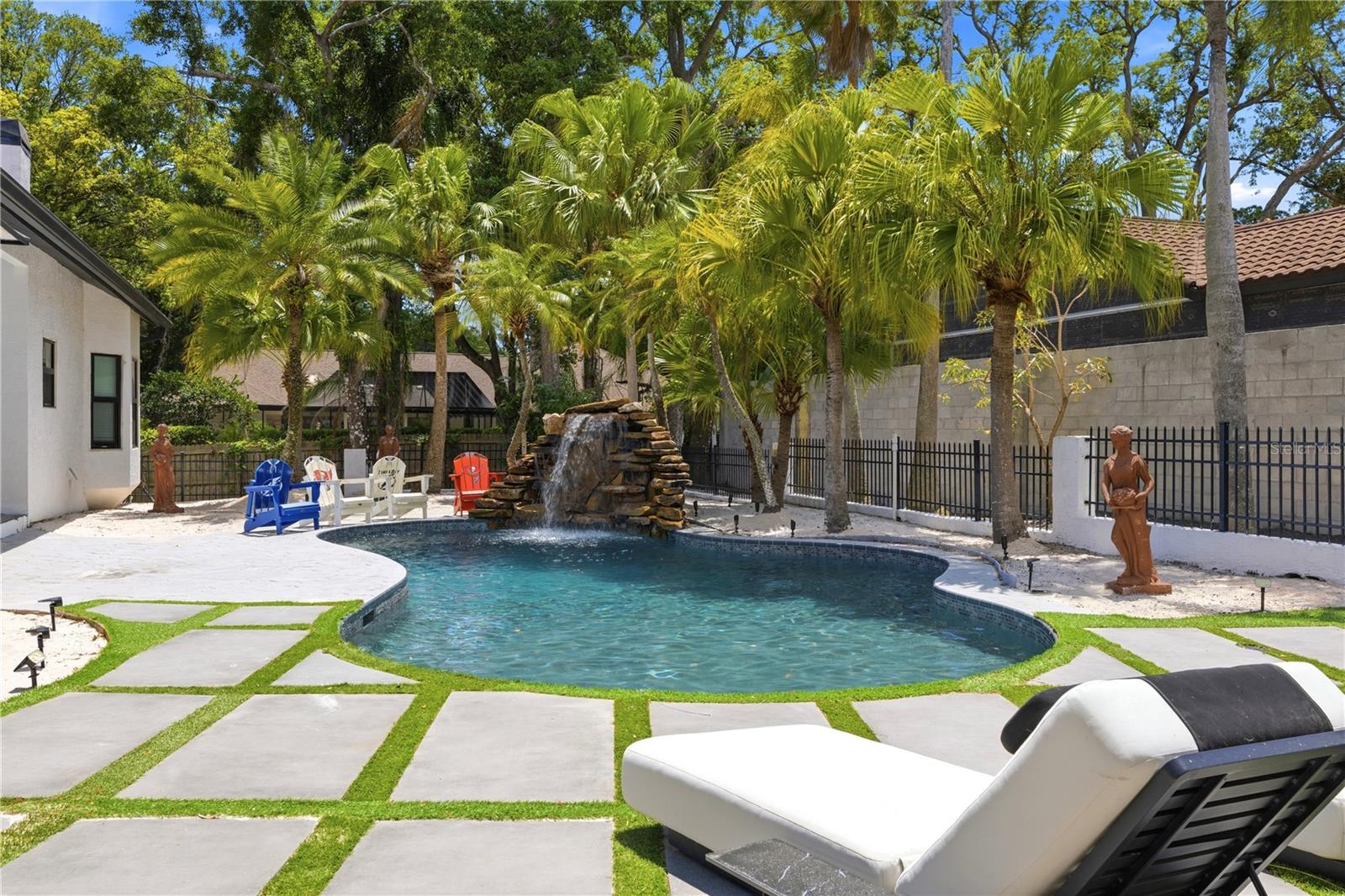RESERVE THE - Residential