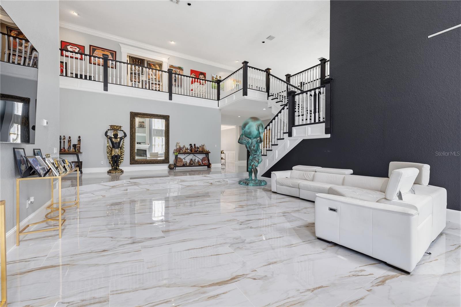 RESERVE THE - Residential