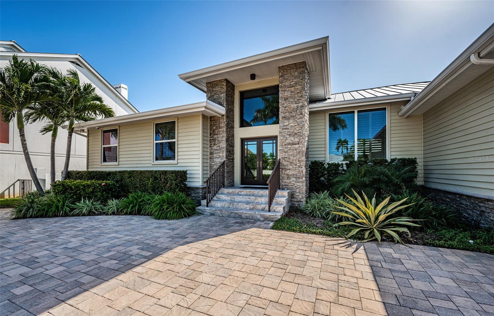 TIERRA VERDE UNIT 1 1ST REP - Residential