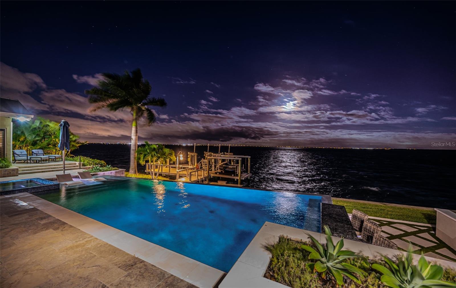 TIERRA VERDE UNIT 1 1ST REP - Residential