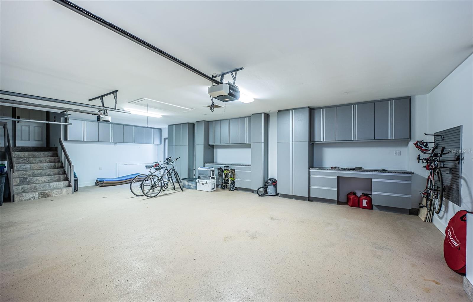 TIERRA VERDE UNIT 1 1ST REP - Residential