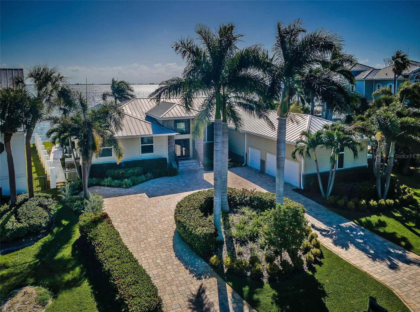 TIERRA VERDE UNIT 1 1ST REP - Residential