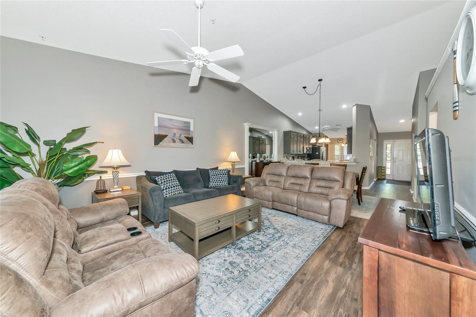 VERANDA 2 AT HERITAGE OAKS - Residential