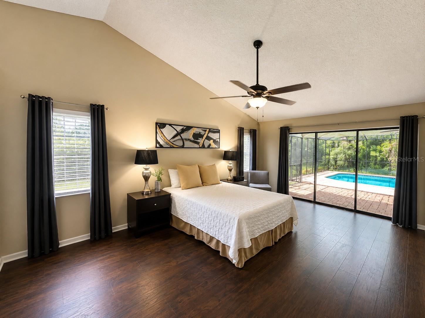 785 CENTERWOOD DRIVE