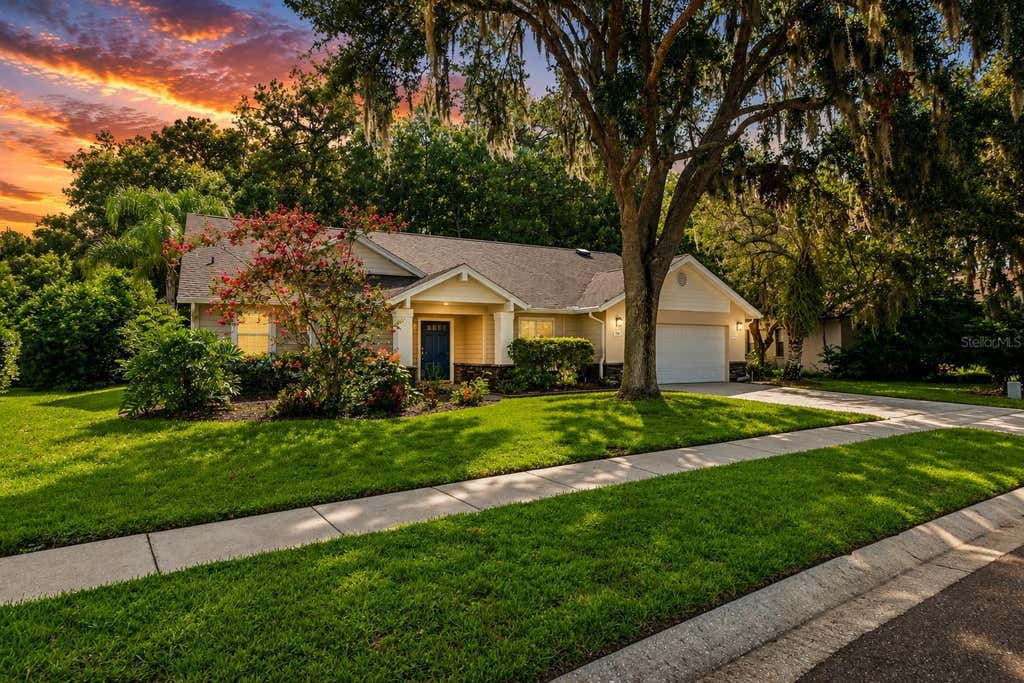 Photo of 785 Centerwood Drive, Tarpon Springs, FL 34688 (MLS # TB8529279)