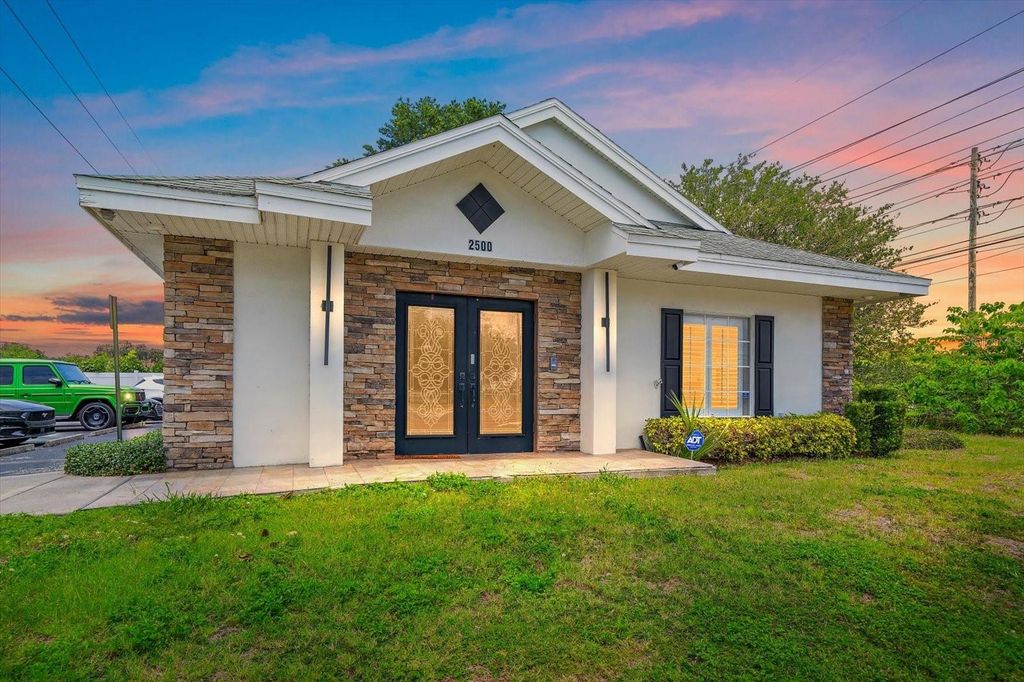 Photo of 2500 Sunset Point Road, Clearwater, FL 33765 (MLS # A4694222)