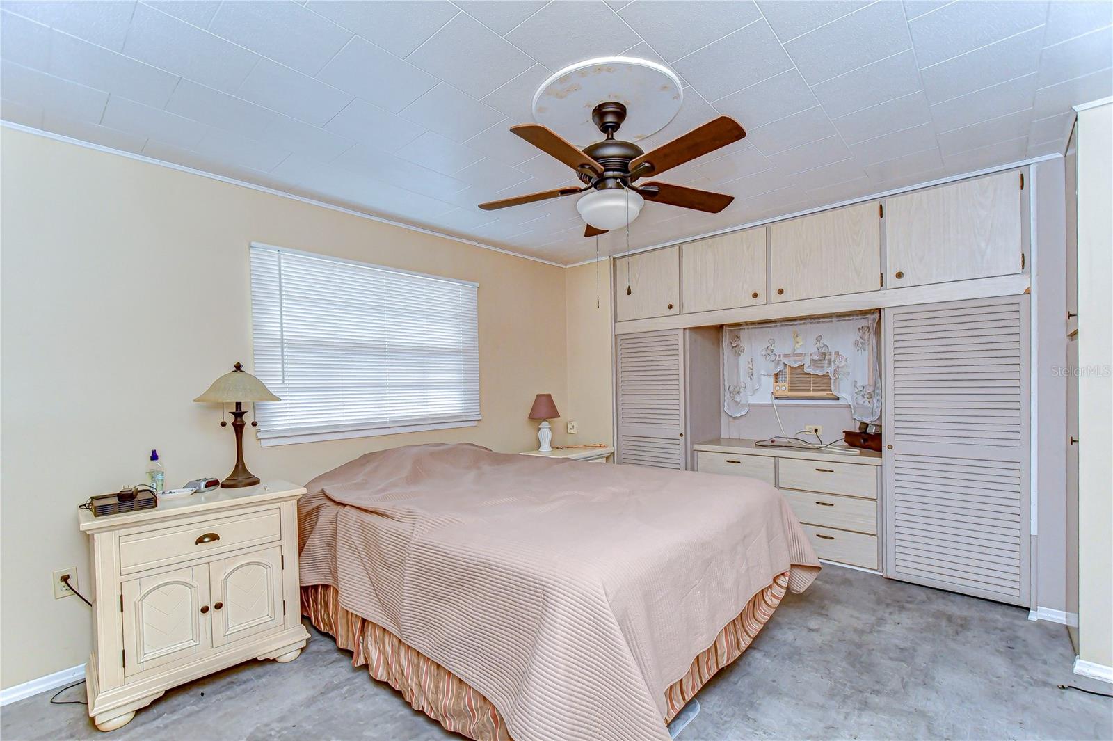 PINECREST MOBILE HOME PARK - Residential