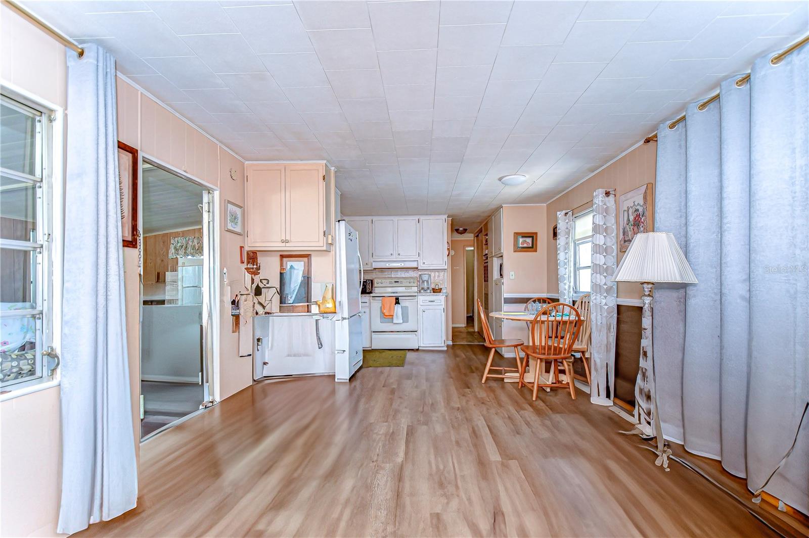 PINECREST MOBILE HOME PARK - Residential
