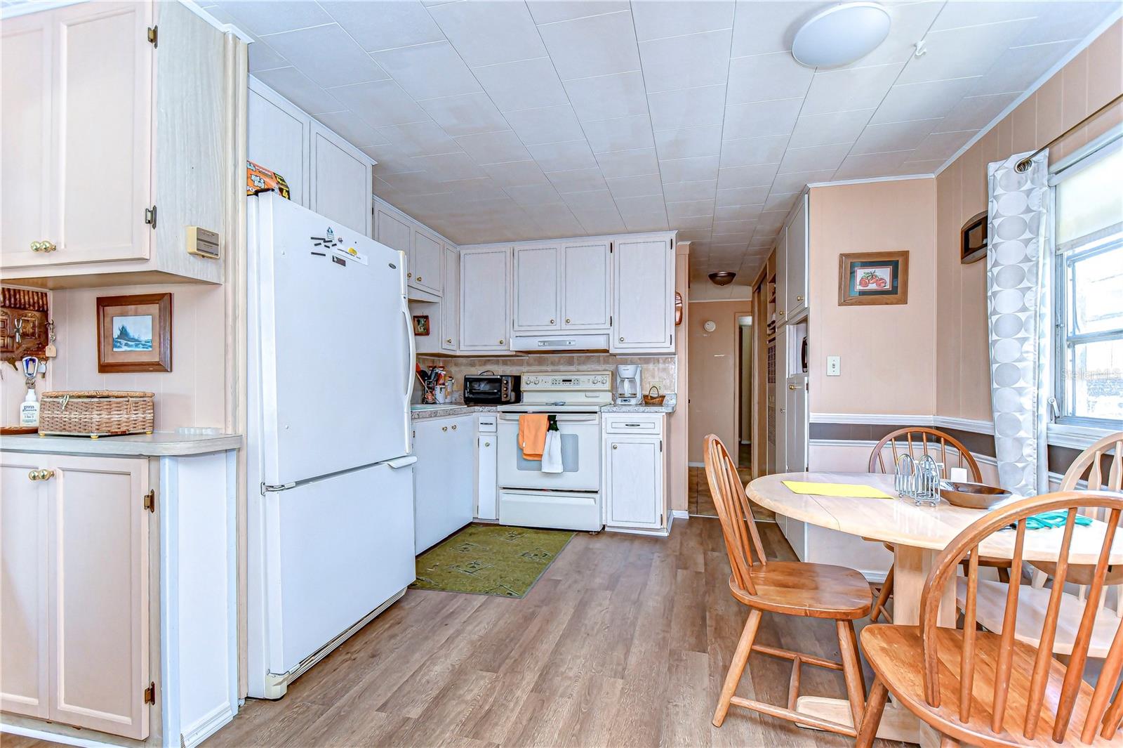PINECREST MOBILE HOME PARK - Residential