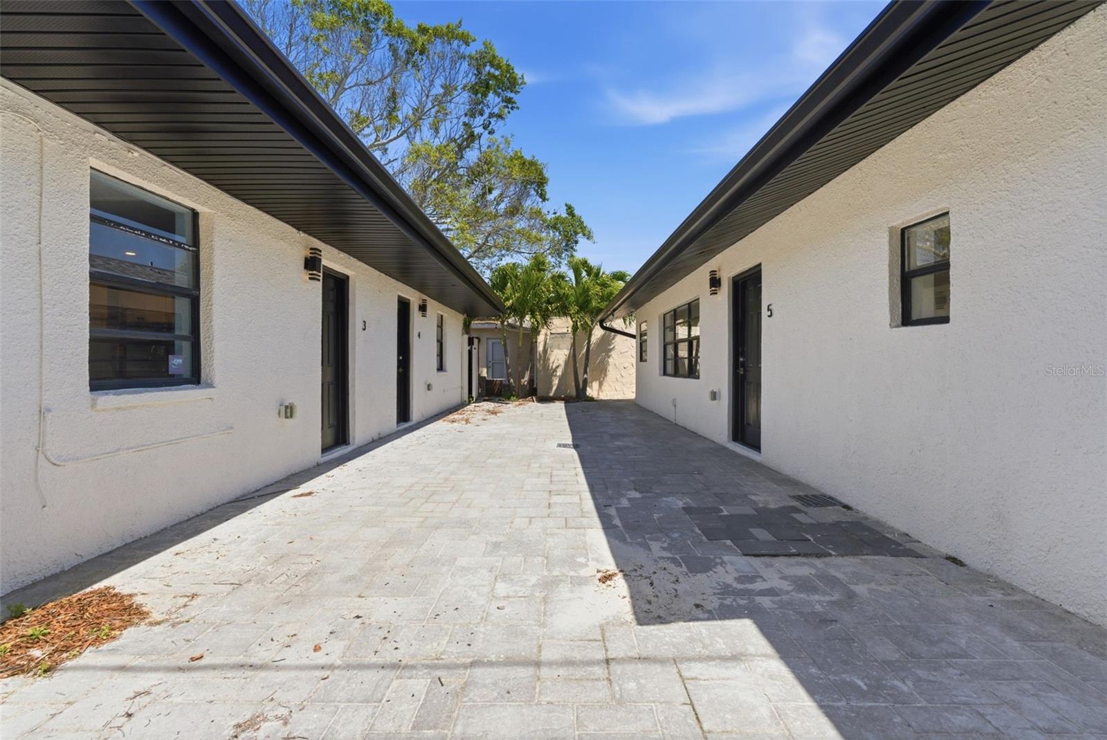 MADEIRA SHORES SUB - Residential Lease