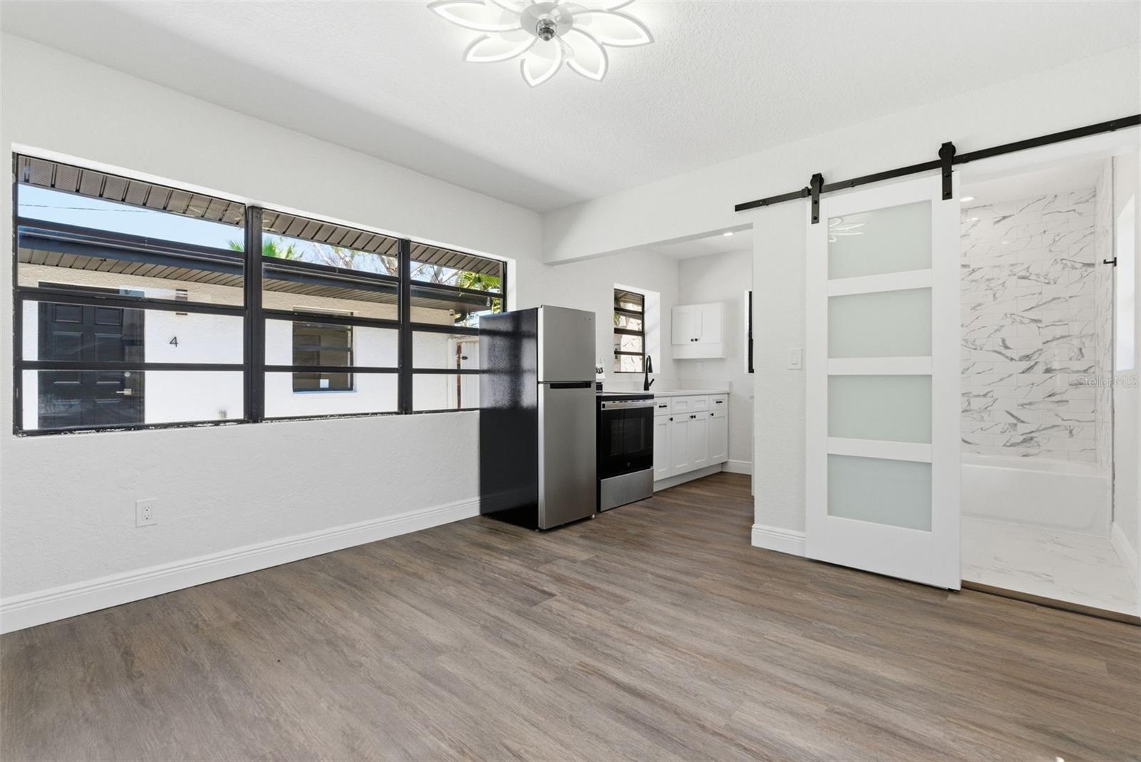 MADEIRA SHORES SUB - Residential Lease