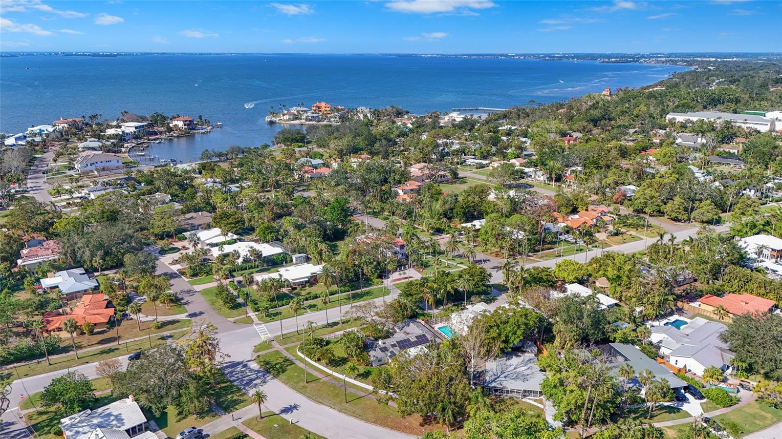 4810 BAY SHORE ROAD