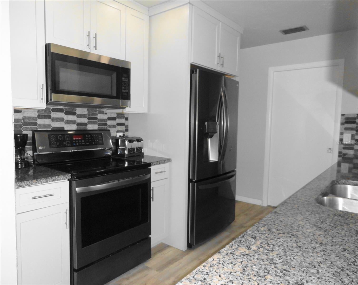 5226 NEVILLE TERRACE