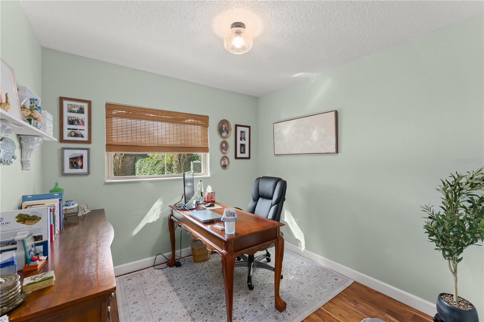 KNOLLWOOD 1ST ADD - Residential