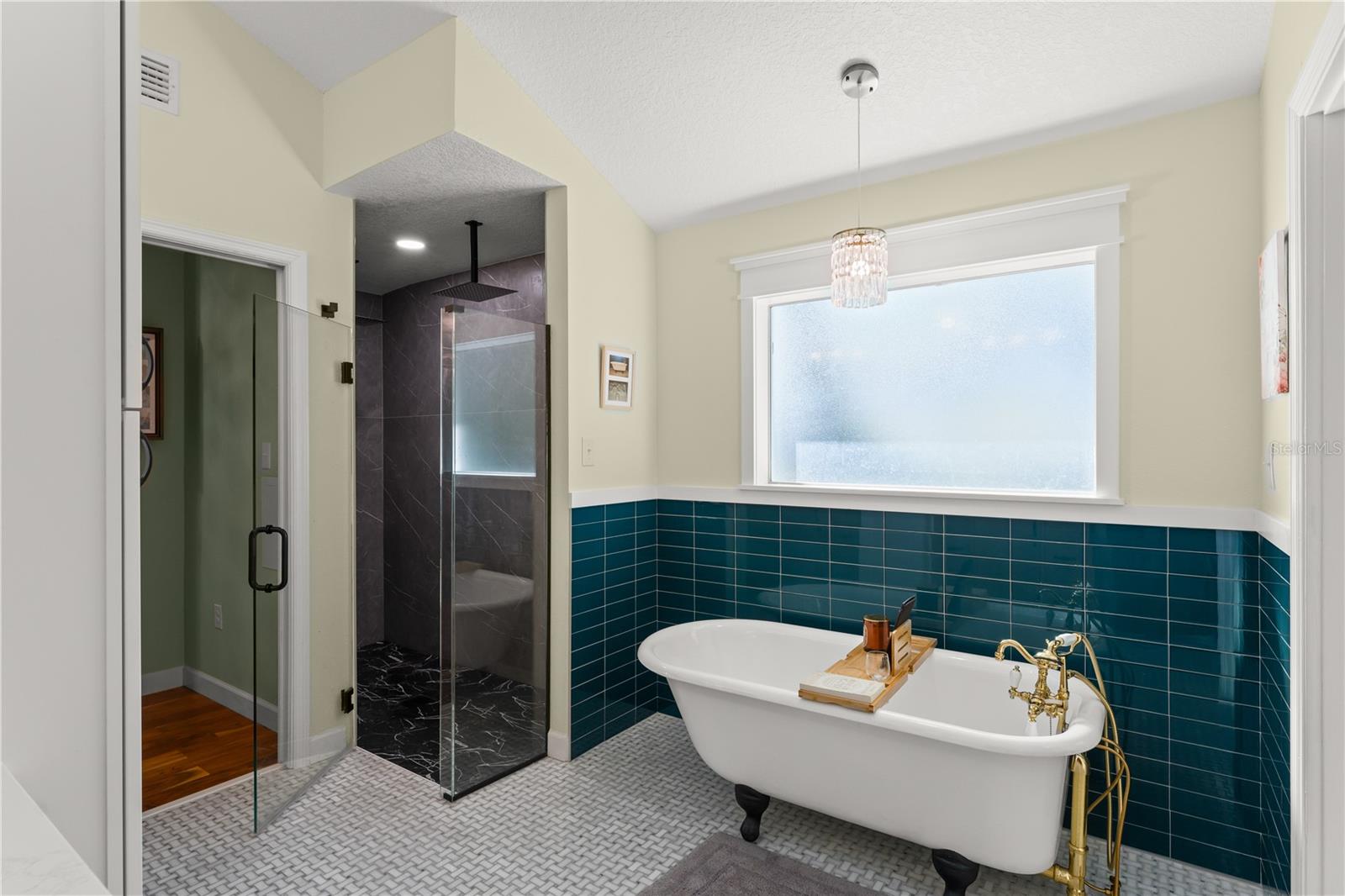 KNOLLWOOD 1ST ADD - Residential