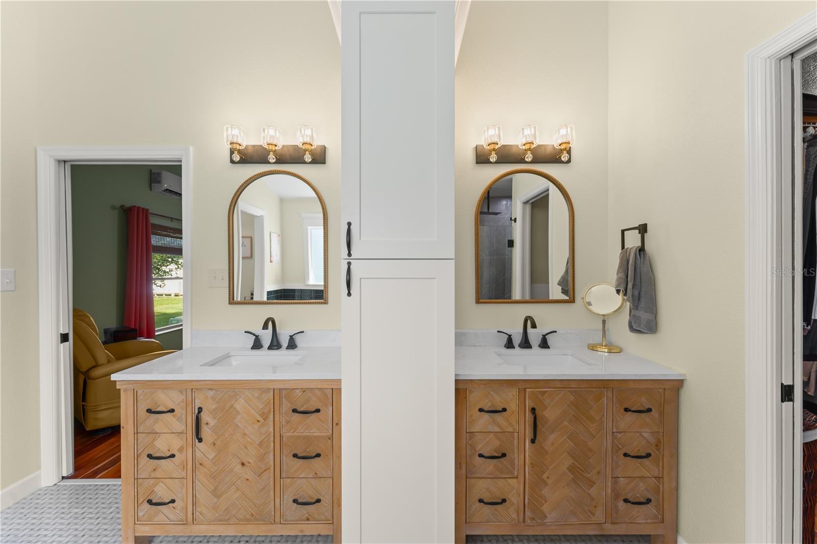 KNOLLWOOD 1ST ADD - Residential