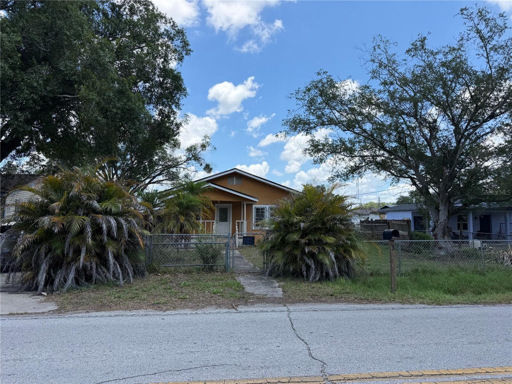 Photo of 5714 16th Avenue S, Tampa, FL 33619 (MLS # TB8529365)
