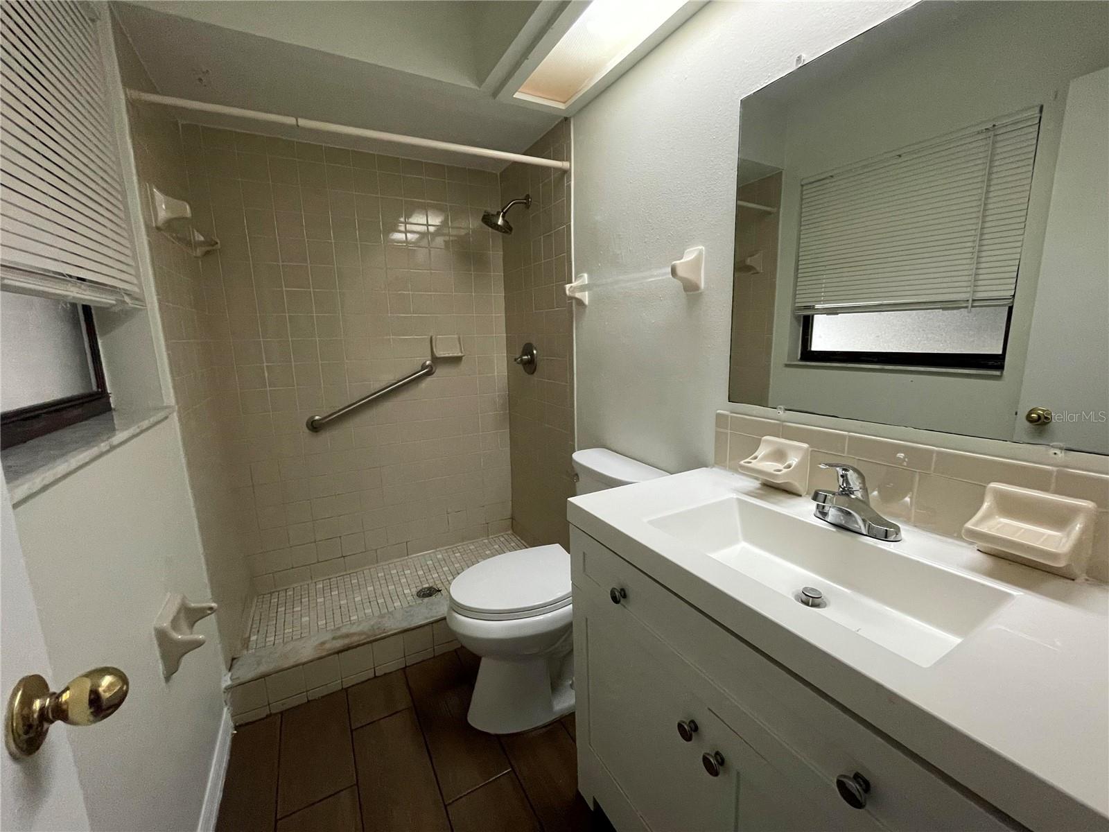 CRYSTAL PARK - Residential