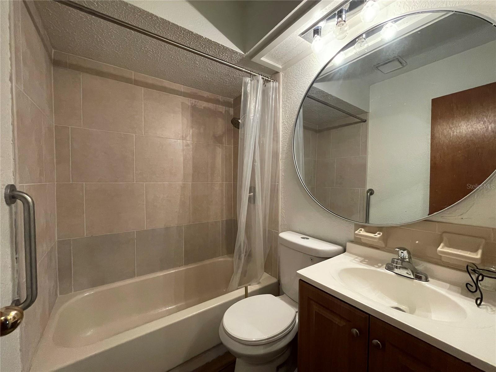 CRYSTAL PARK - Residential